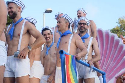 Desfile del Orgullo LGTBIQ+ en Vera Playa.