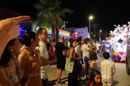 Desfile del Orgullo LGTBIQ+ en Vera Playa.