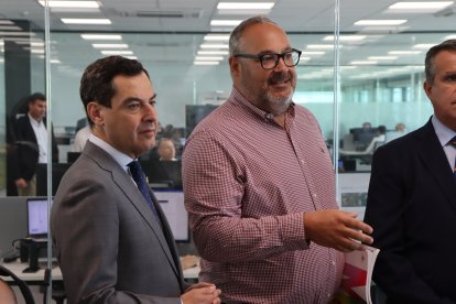 Juanma Moreno inagura el CIT COEX en La Mojonera.