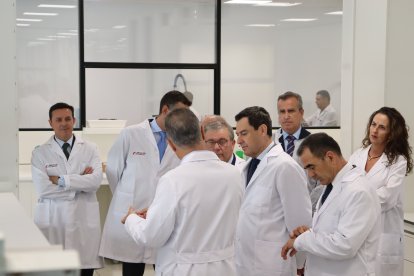 Juanma Moreno inagura el CIT COEX en La Mojonera.