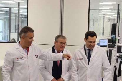 Juanma Moreno inagura el CIT COEX en La Mojonera.