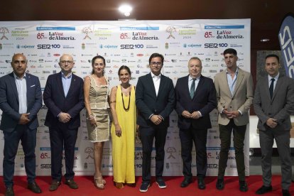 Antonio Mena, Manuel Gómez Galera, Aránzazu Martín, delegada de Gobierno de la Junta en Almería, Laura Martínez, Francisco Góngora, Pedro M. de la Cruz, Manuel Martín, concejal de Agricultura de El Ejido y Ricardo Céspedes.