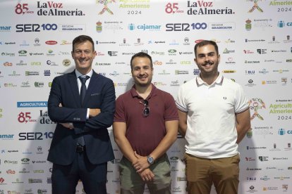 José Miguel Vizcaíno y Alejandro Montes y Alejandro León, de CapGen Seeds.