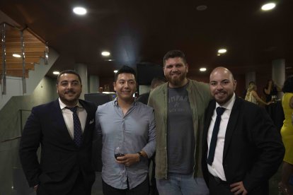 Ginés Artero y José Sevilla, del equipo comercial de LA VOZ, y Cristian y Pedro Salas, de Villa Cadima.