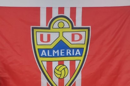 Todos los cumpleaños del nieto de Cayuela son rojiblancos.