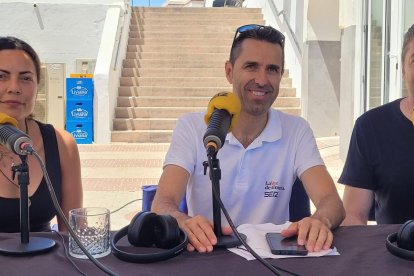 Blanca Díez y Francisco Manuel Rodríguez, responsable y chef de Restaurante Pa Levante, junto a Fran García.