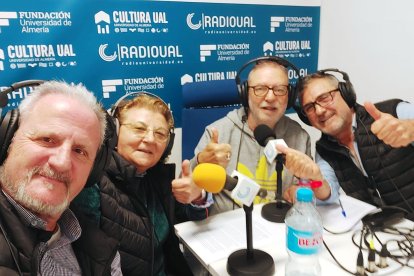 En la radio de la UAL con la Universidad de Mayores.