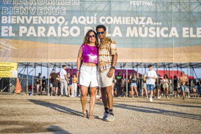 Reme y Samid, festivaleros de Málaga y de la India.