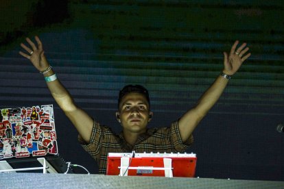 El artista almeriense Yeieme.