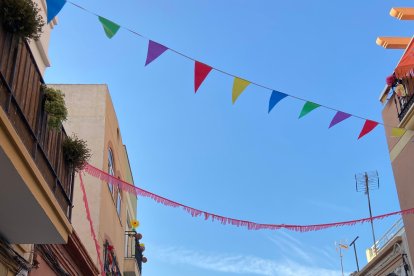 La calle del Cucarro, decorada durante los días de feria.