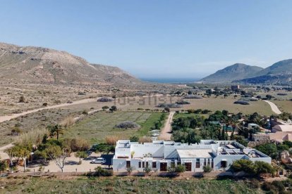 Una casa en la Isleta del Moro por un millón y medio de euros.