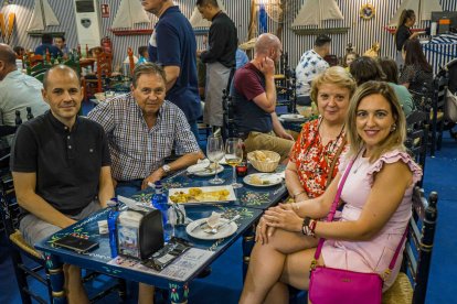  Anrtonio Cancillo, José Andújar, Lucía Andújar y Lucia Álamo.