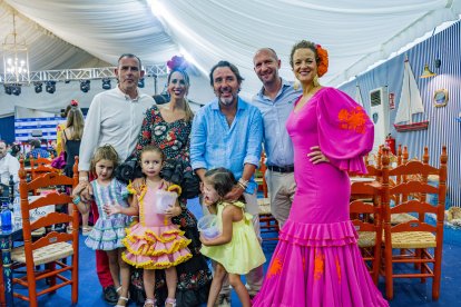 Mari Carmen Martínez, Jesús Rojo, Miguel Ángel Guerrero, Francis Miras, Nieves Tortosa, Jimena Miras, Ana Rojo y Valentina Guerrero.