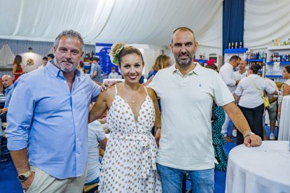 Carlos Fernández, Carlos Rodríguez y Lucía Martínez.