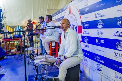 Actuación del grupo musical Sones del Sur.