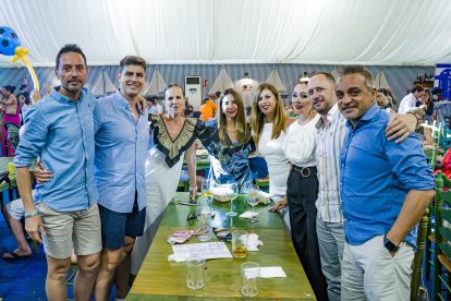  Sergio Acacio, Alejandro Gómez, Beatriz Liñán, Cristina Fenoy, Pepi Garrido, María Lara, Juan Antonio Chaichio y Manuel Ferrer.