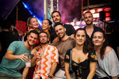 Disfrutando en Mordisko una noche más.