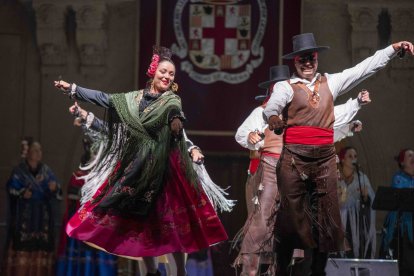 Una de las actuaciones del Festival de Folclore.