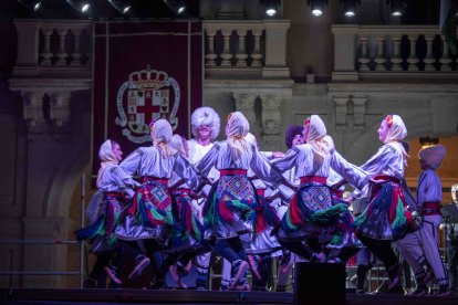 La segunda noche del Festival de Folclore de Almería.