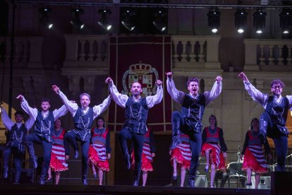 La cultura, en exposición en el Festival Internacional de Folclore.