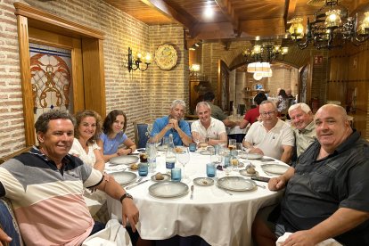 Albaceteños por las tierras almerienses para ver la corrida de toros, con una parada especial en Tinta Negra para degustar cada uno de sus sabores. 