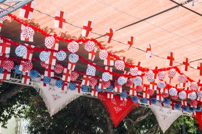Decorado del ambigú de La Hermandad de la Estrella, en pleno Paseo.