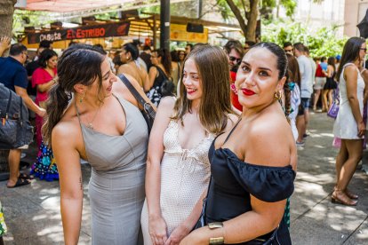 Lola García, Yoli Salvatierra y Nadie Luque, de Almería capital, amigas que se conocen del grado de Educación Social.