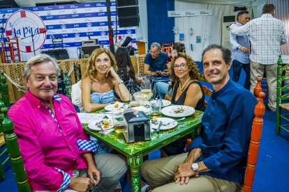 Ginés Valera, Sonsoles López, Juana Rivera y Alfonso Menéndez.