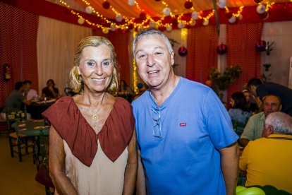 Paco Rodríguez, de la Universidad de Almería, y Mari Carmen Roldán.