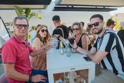 Pepe López, Carmen Gómez, Maite Ortiz y Álvaro Delgado, de Almería y Zaragoza.