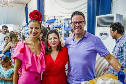 Reyes Fernández, Majo García y Alberto Pogonoski en La Pita.