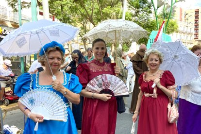 Almería recuerda su historia con la recreación de Los Coloraos.
