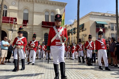 Almería recuerda su historia con la recreación de Los Coloraos.