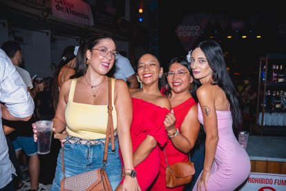 Gema, Corina, Maribel y Patricia.