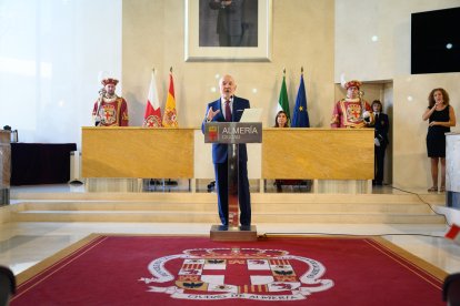 Homenaje a Los Coloraos en el salón de plenos.