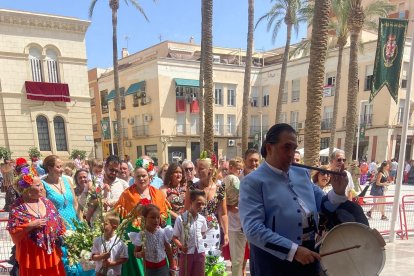 Ofrenda floral a la Virgen del Mar del Rosario del Mar.