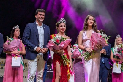 Gala de Reina y Damas de las Fiestas de San Agustín.