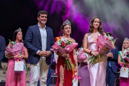 Gala de Reina y Damas de las Fiestas de San Agustín.