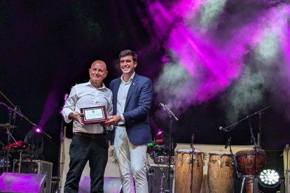 Paco Baraza fue el pregonero, junto al alcalde Francisco García.