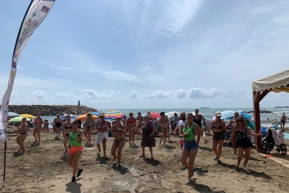 Levántate y Baila moviendo a Cala Siret.