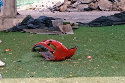 Restos del vehículo.