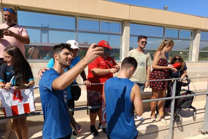 Melero haciendo un selfie.