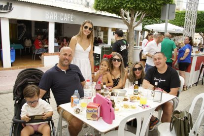 Antonio Requena  y amigos de Pedro Pernías.