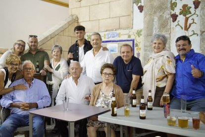 Familia Flores Sánchez, nacida en Dalías, se reunieron allí de nuevo.