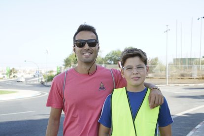 Peregrinos que subieron a Dalías el sábado por la tarde para ver al Cristo de la Luz.