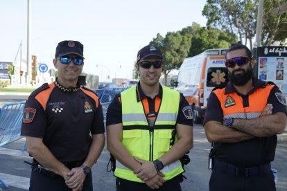 Peregrinos que subieron a Dalías el sábado por la tarde para ver al Cristo de la Luz.