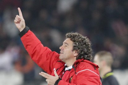 Lillo estaba dirigiendo su último partido en Almería.