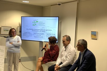 La mesa redonda 'Innovación para una agricultura del presenta y con futuro'.