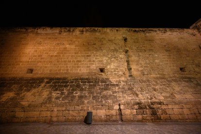 Muro sur de la Catedral de Almería. 