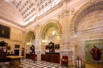 Interior de la sacristía de la Catedral de Almería. 